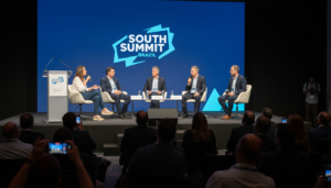 Painel sobre dados e inteligência artificial no South Summit Brazil